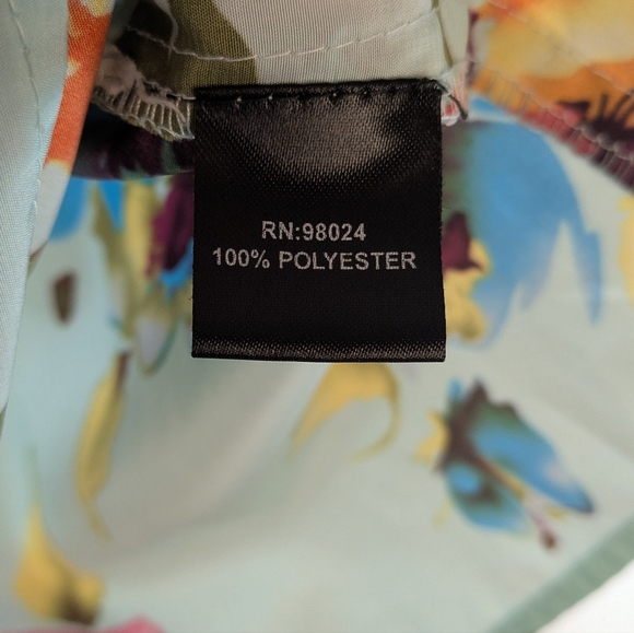 Jennifer & Grace Floral Sleeveless Top - Multicolor - Picture 6 of 7